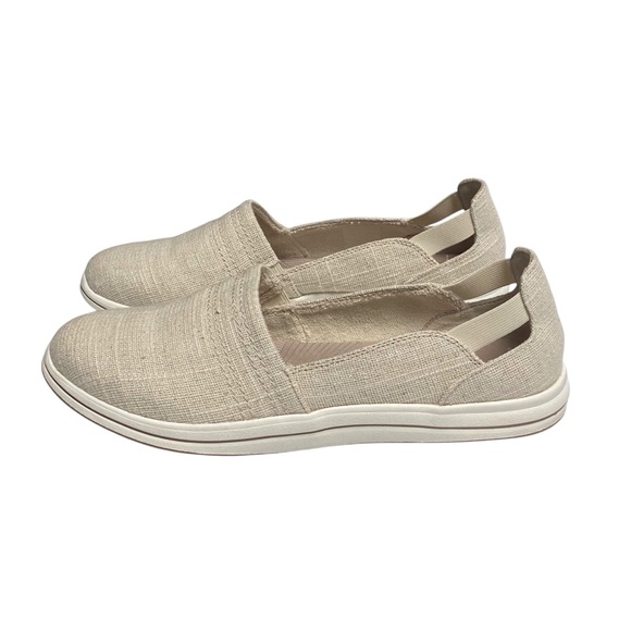 Clarks Shoes - Clarks Cloudsteppers Breeze Step II Slip-On Sneakers